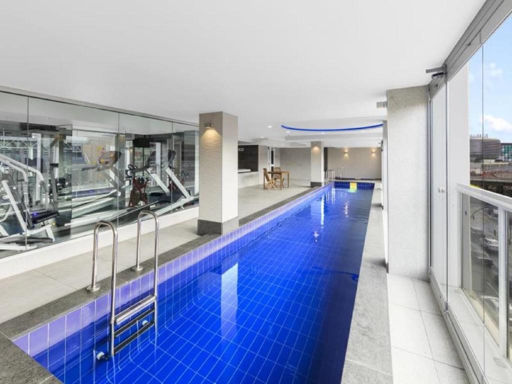 Apartment 96 North Terrace Embassy *