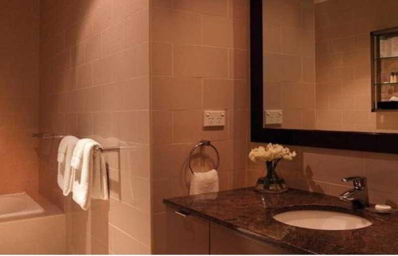 Adina Treasury Aparthotel 4*