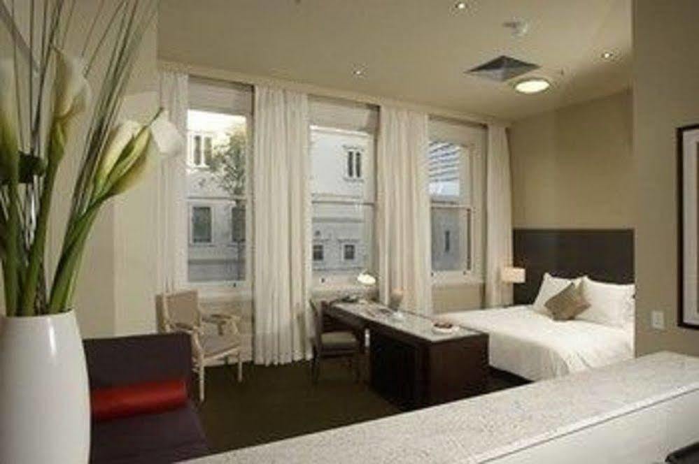 Aparthotel Adina Treasury Adelaide