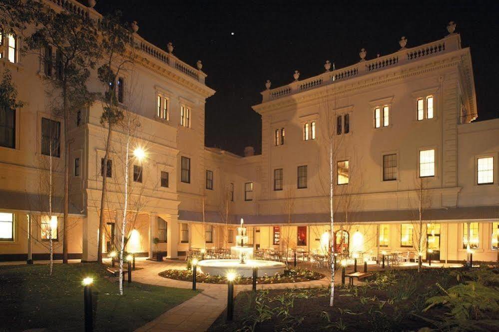 Adina Treasury Aparthotel 4*