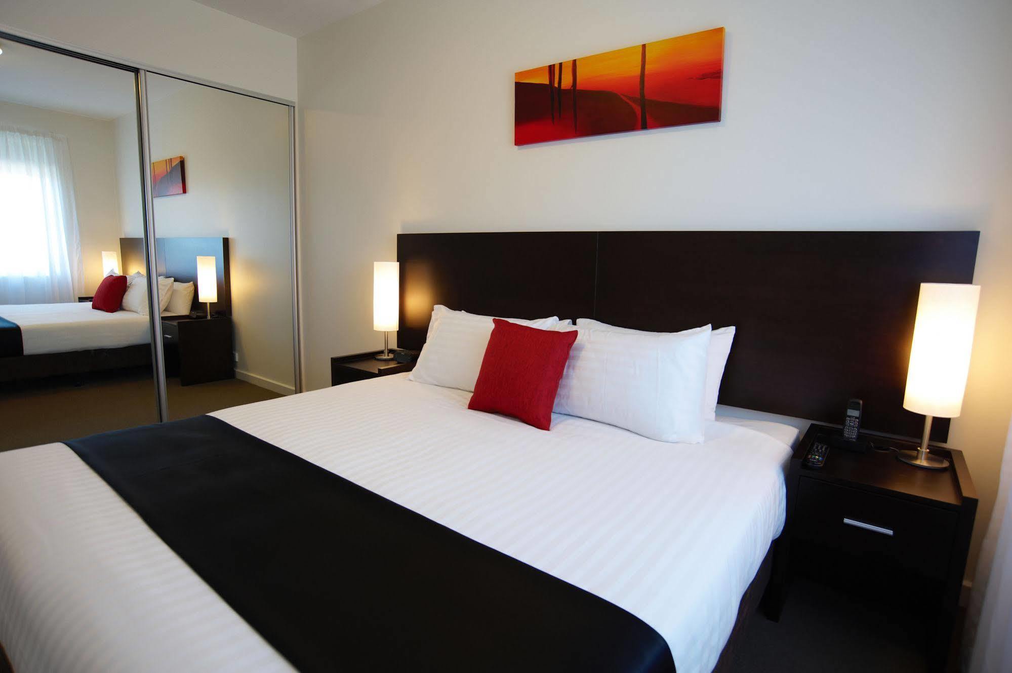Quest Mawson Lakes