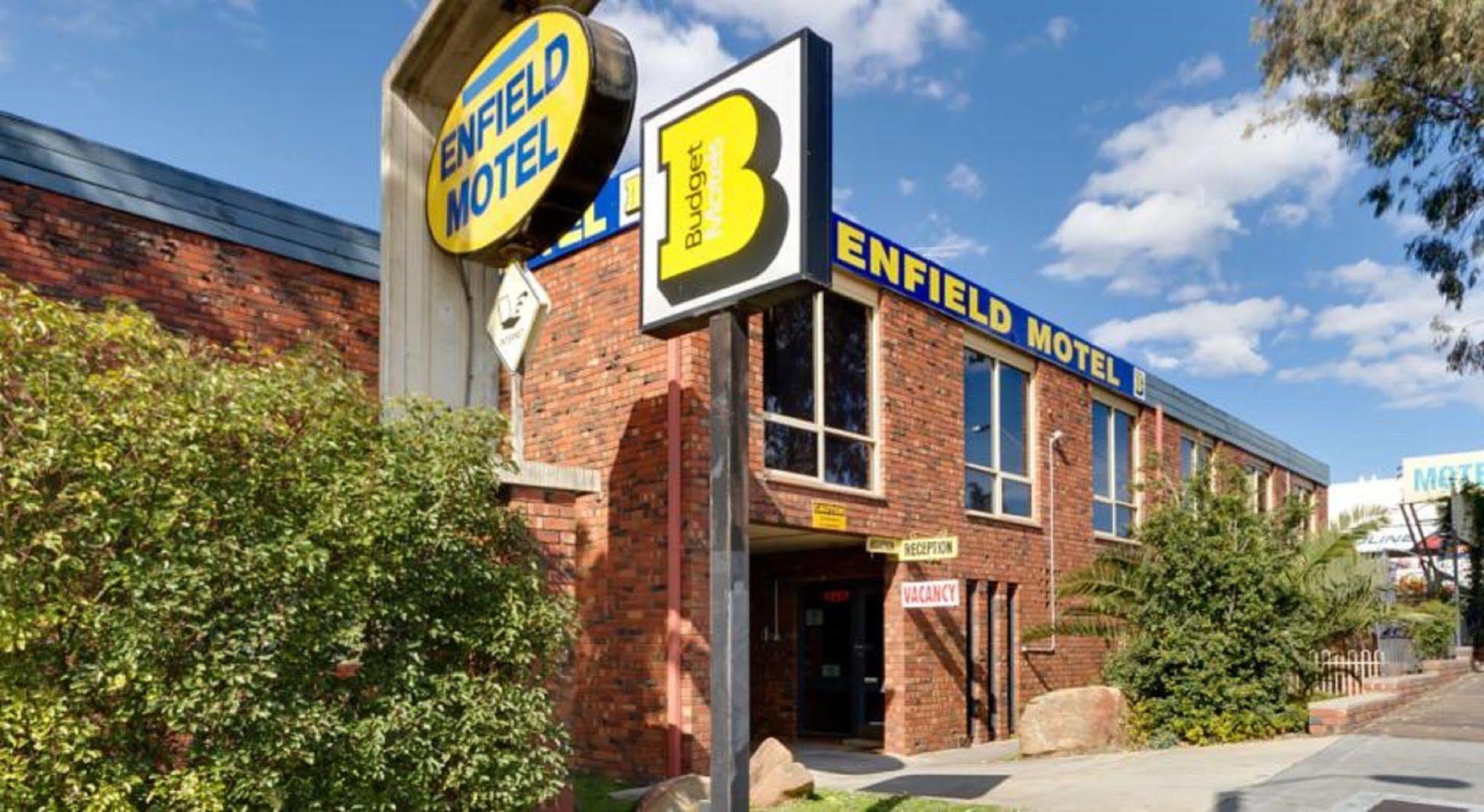 Enfield Motel 3*