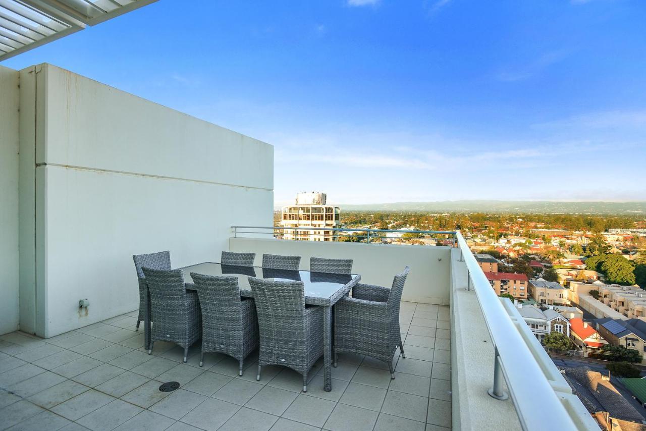 Glenelg Skyline Penthouse - Wifi * Adelaide