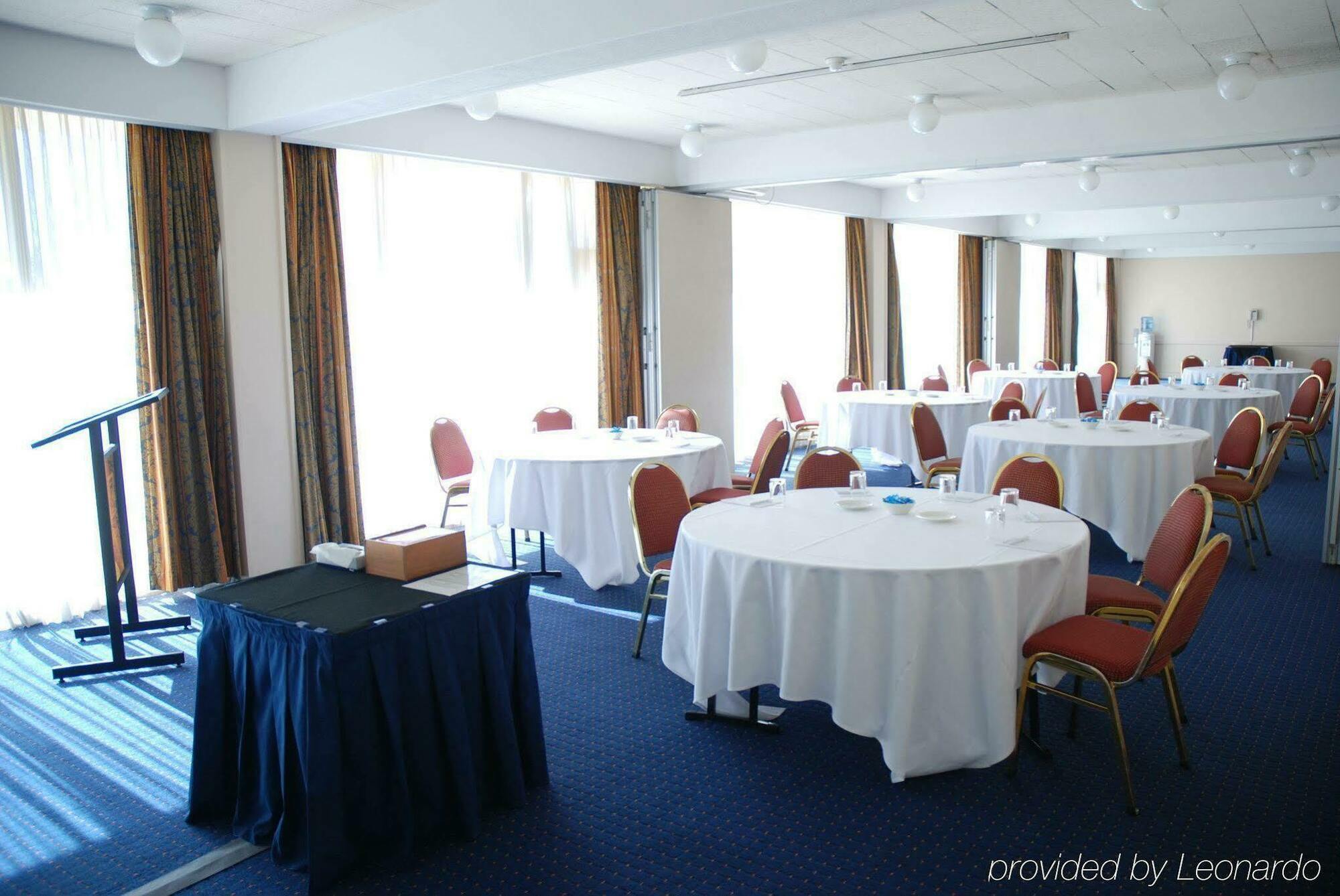 Chifley On South Terrace Hotel 3*