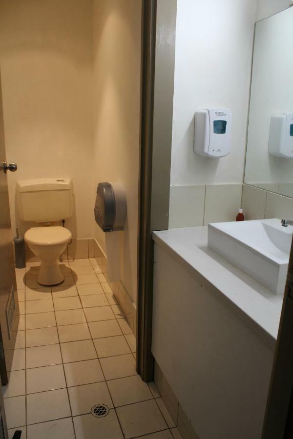 My Place & Backpackers * Adelaide