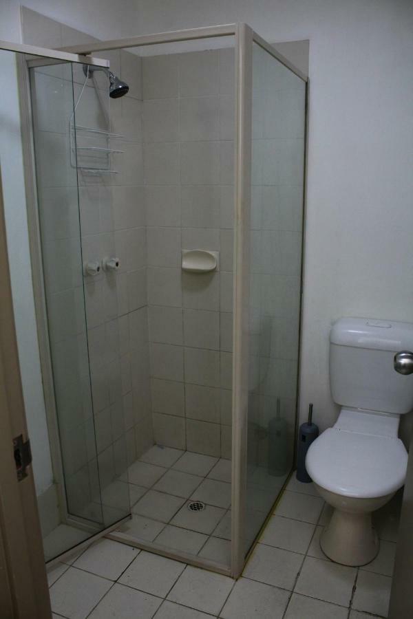 My Place & Backpackers Hostel *