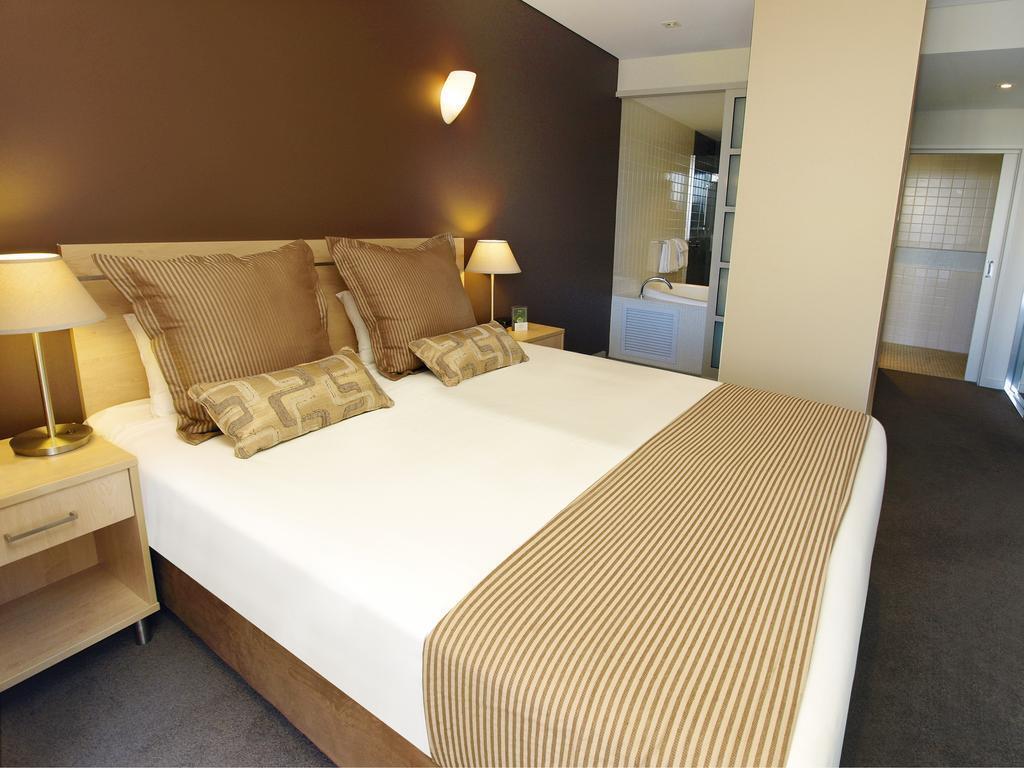 Embassy 2br Free Parking Apartment Adelaide